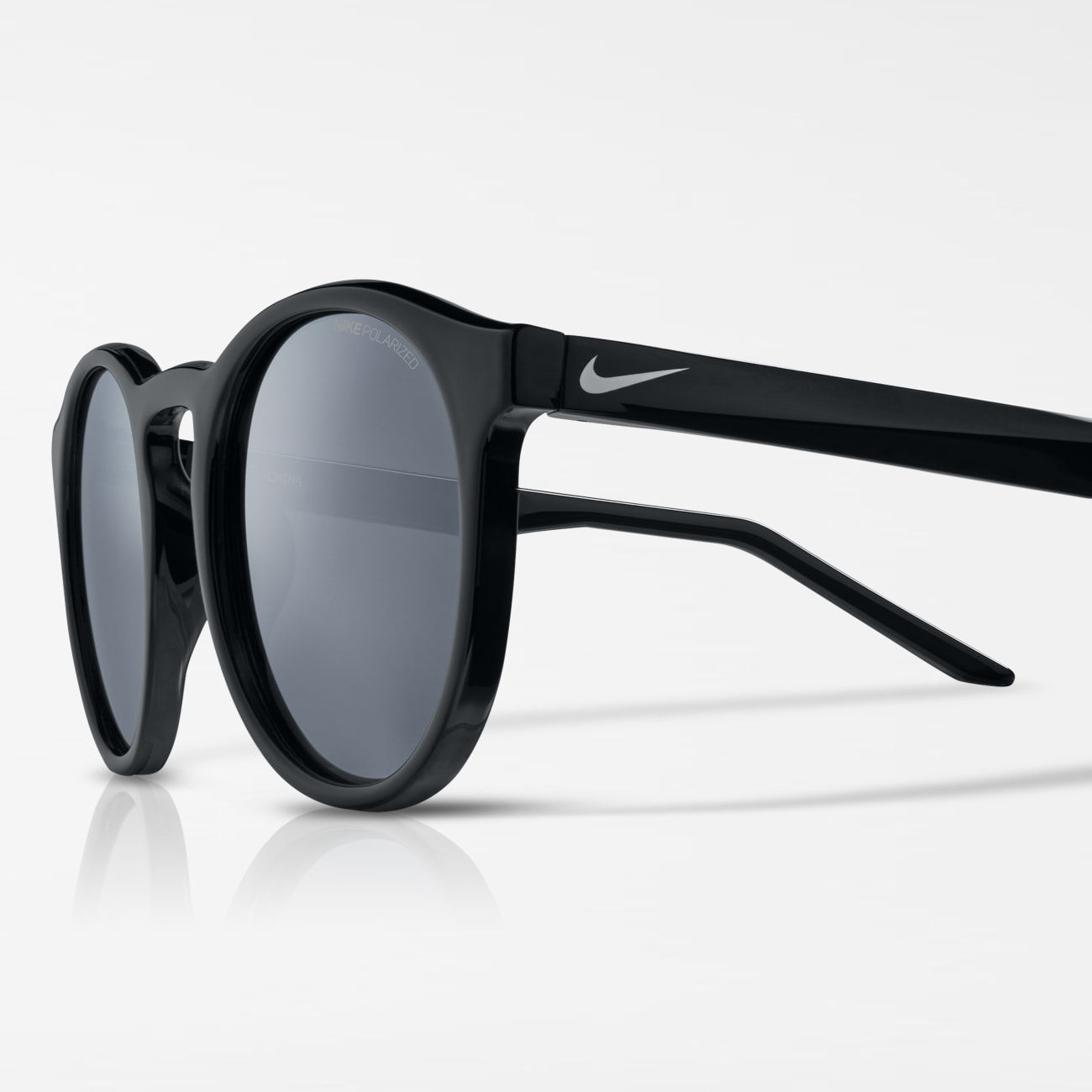 Nike Swerve Polarized Style Image