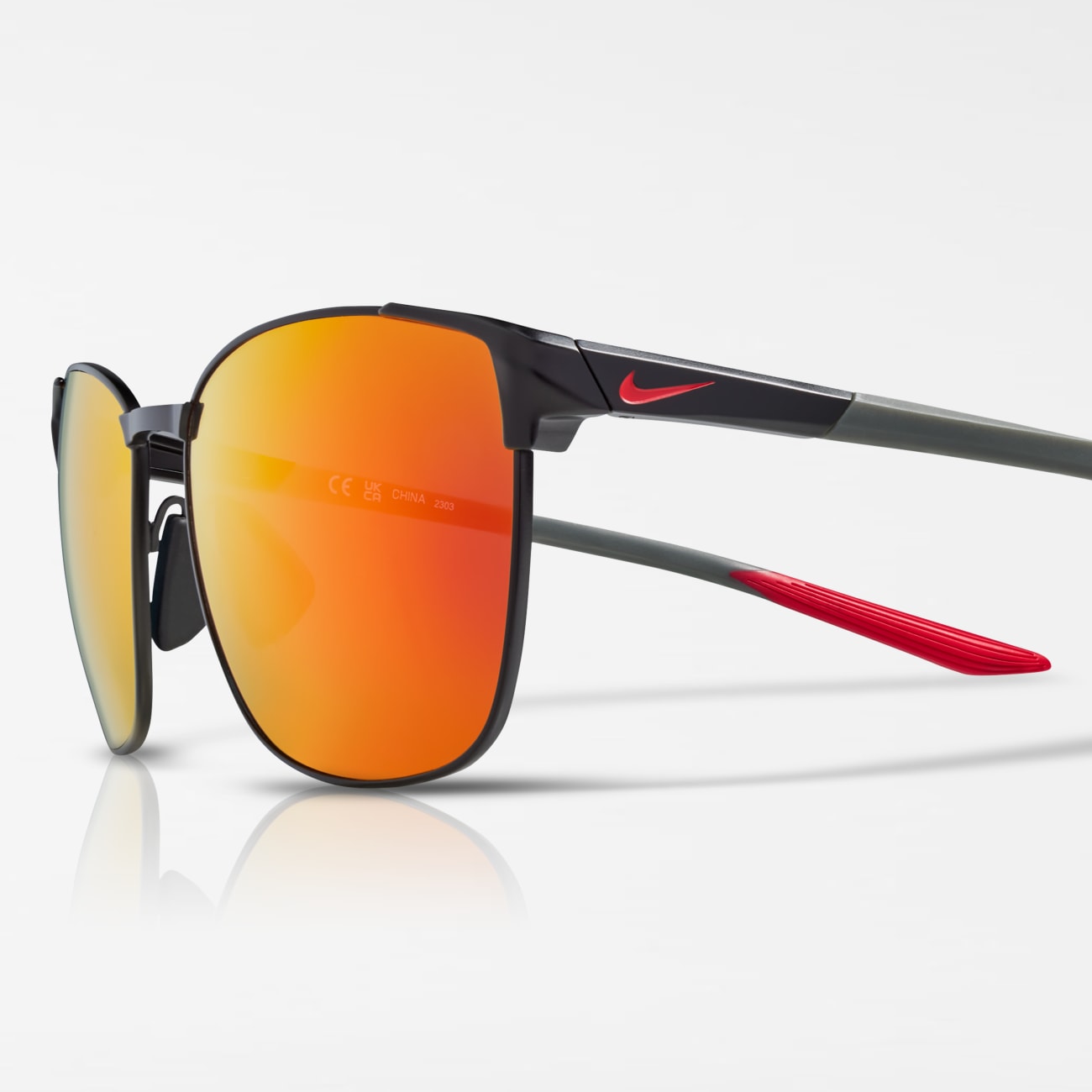 Nike Metal Fusion Mirrored Style Image